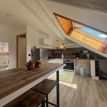 Apartmán Cocon Sous Les Toits Albertville Exteriér fotografie